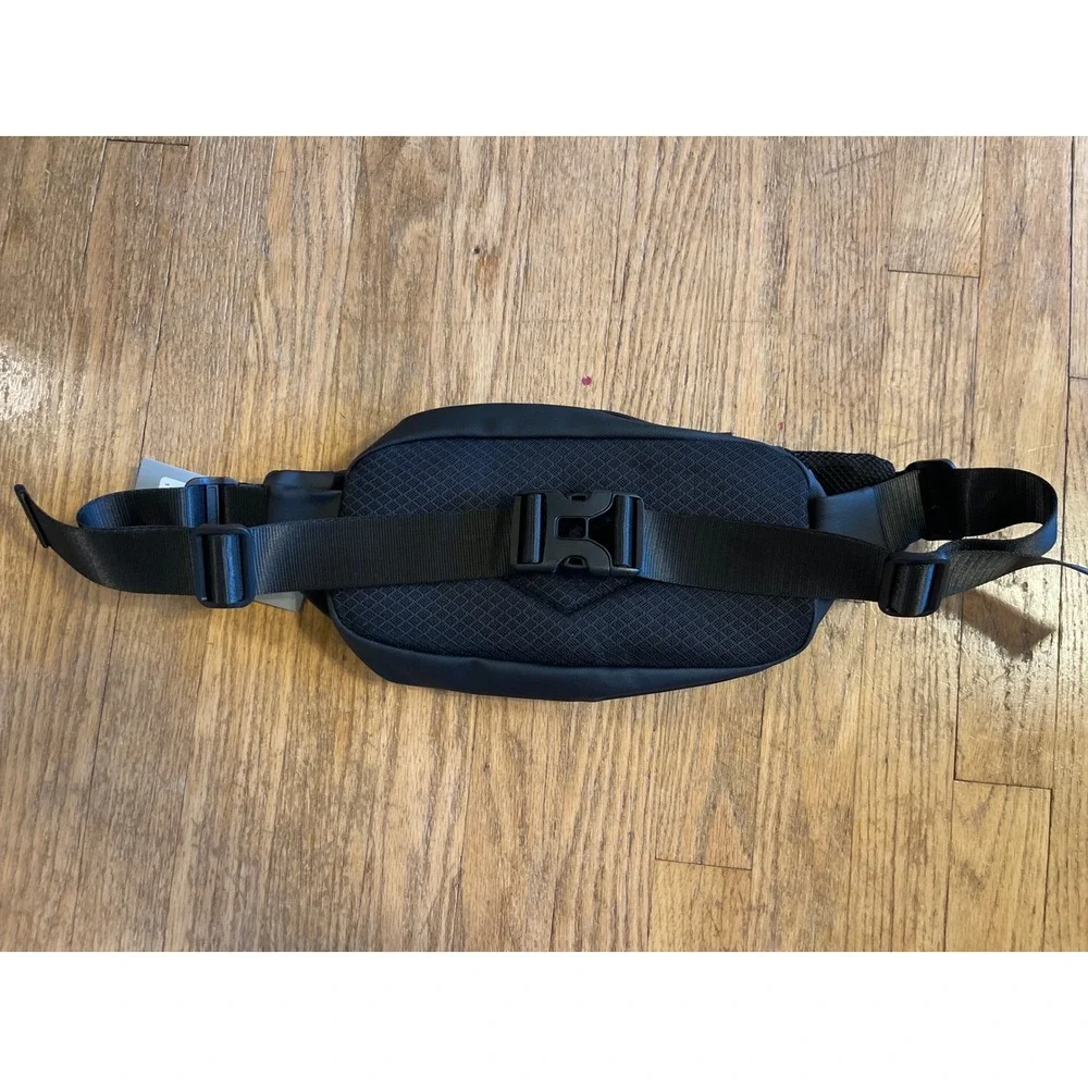 BYLT Basics water resistant